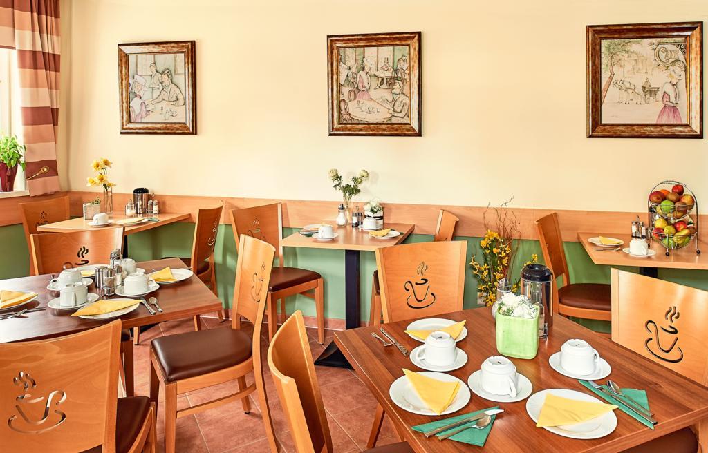 Pension Kasper Vienna Exterior photo